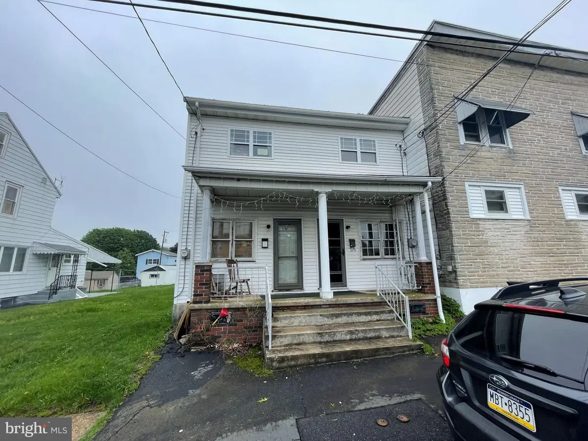 325-327 S Balliet St, Frackville, PA 17931 - Image #1