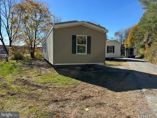 6 Fidler Ct, PINE GROVE, PA 17963