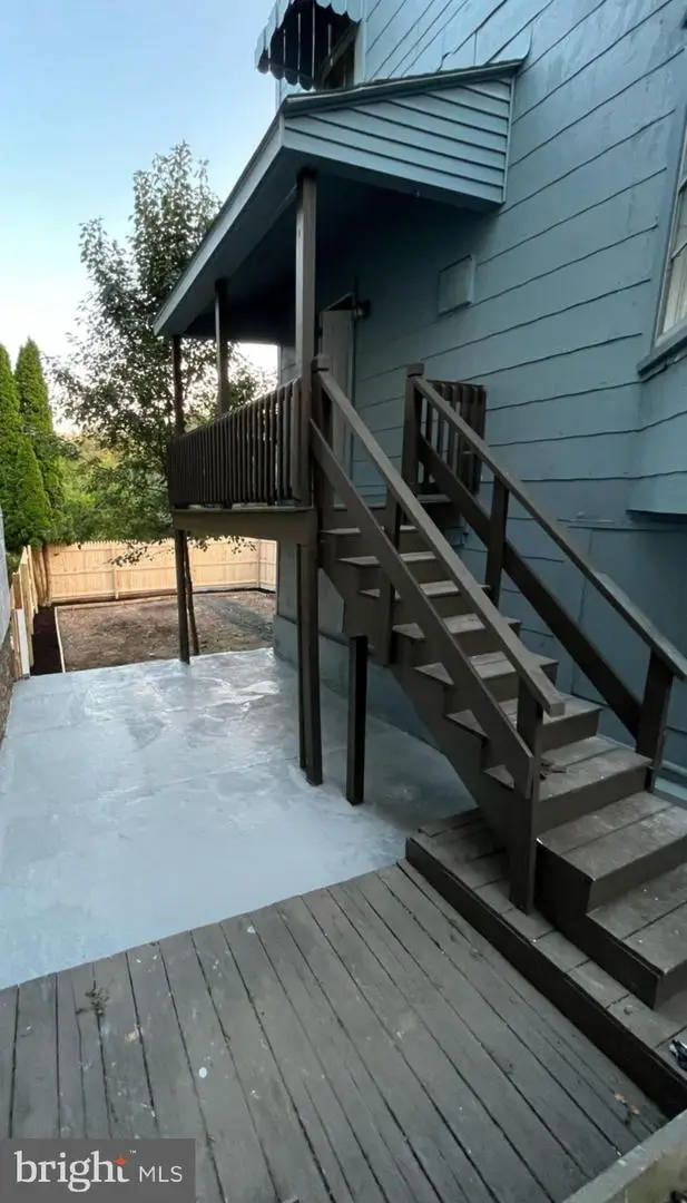 229 W Wallace St, Pottsville, PA 17901 - Image #2