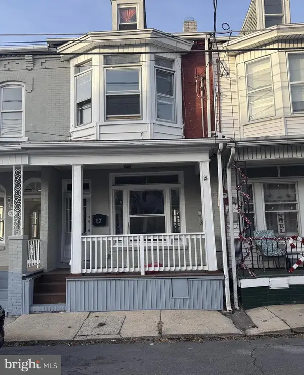 27 E Oak St, SHENANDOAH, PA 17976