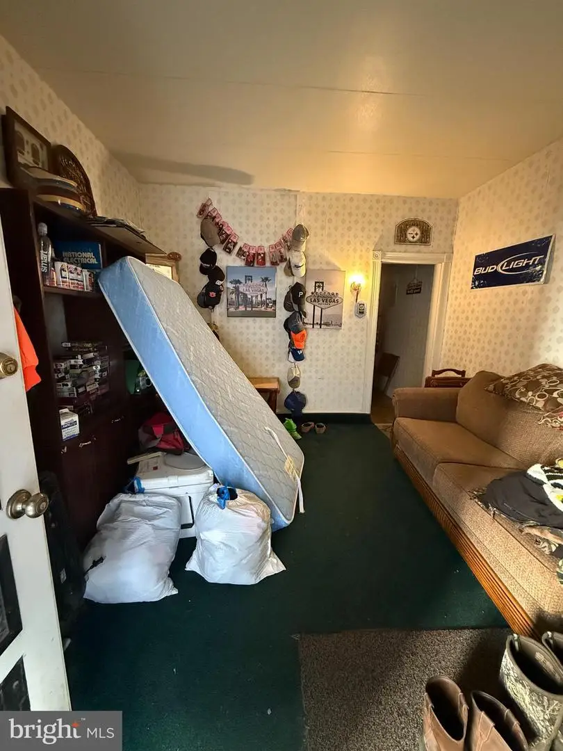 30 W Penn St, Shenandoah, PA 17976 - Image #2