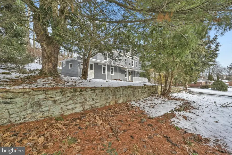 2 E Edgar Lewis St, Minersville, PA 17954 - Image #2