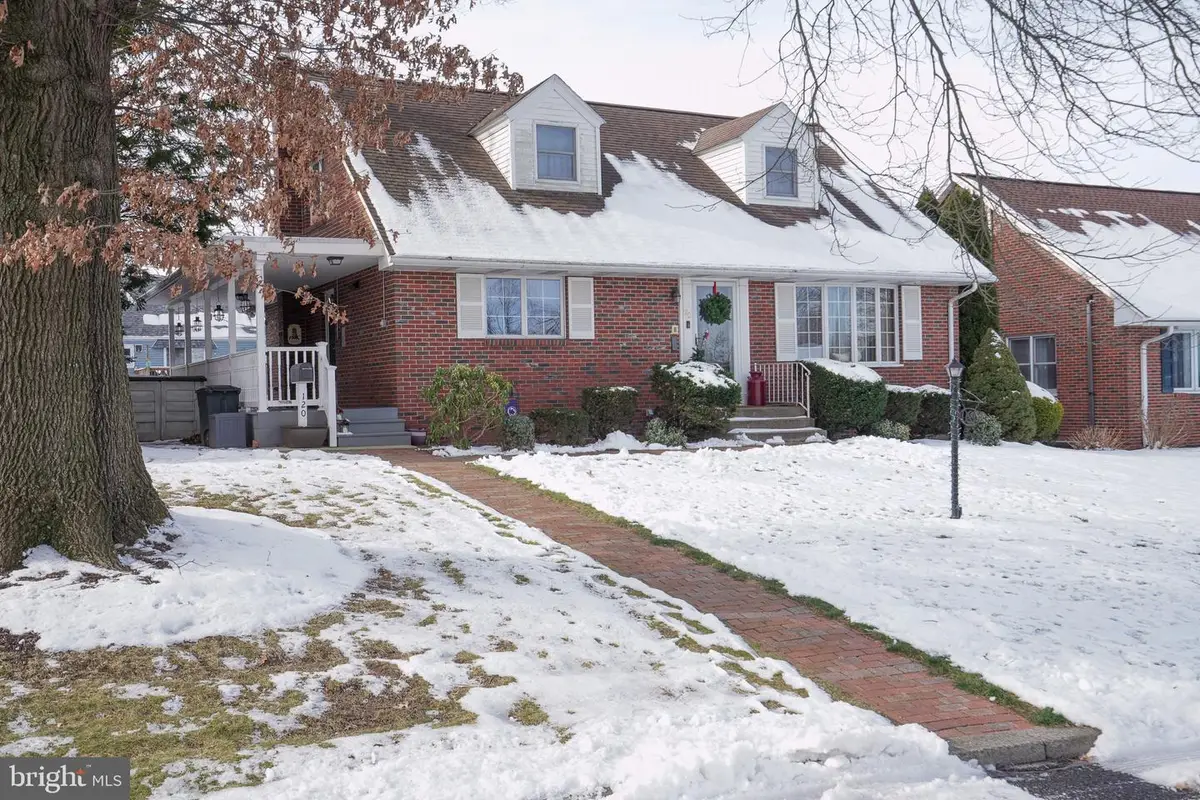 120 Ave E, Schuylkill Haven, PA 17972 - Image #1