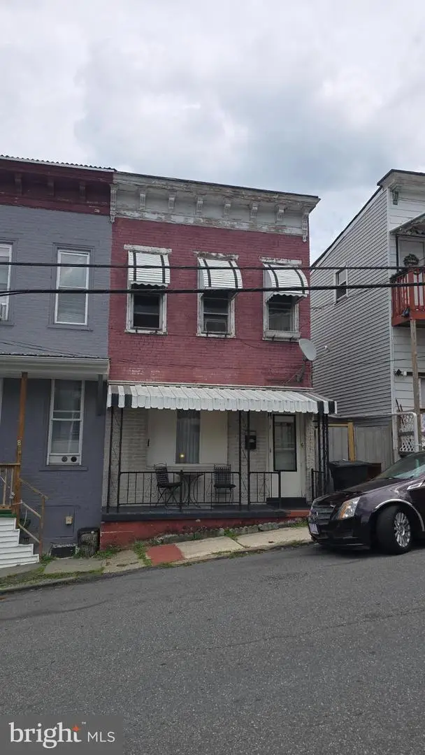 6 N 12th St, Pottsville, PA 17901 - Image #1