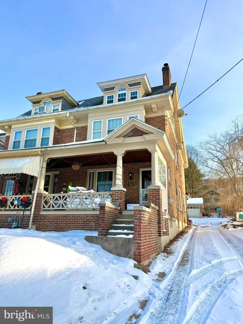 1925 W Norwegian St, Pottsville, PA 17901 - Image #2