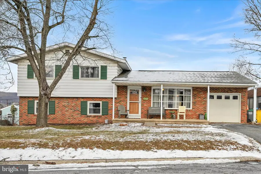 609 Hillcroft Ave, Schuylkill Haven, PA 17972 - Image #2