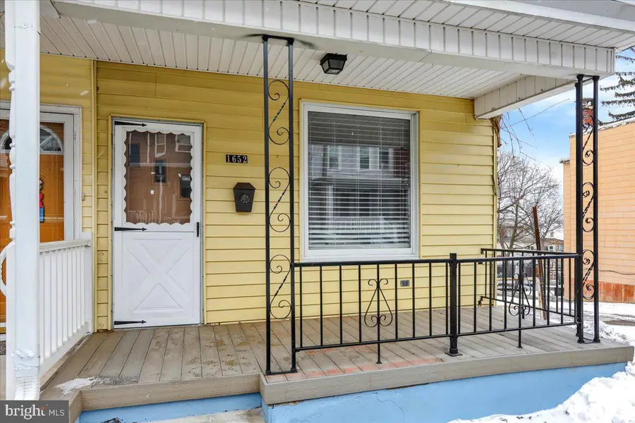 1652 W Norwegian St, Pottsville, PA 17901 - Image #3