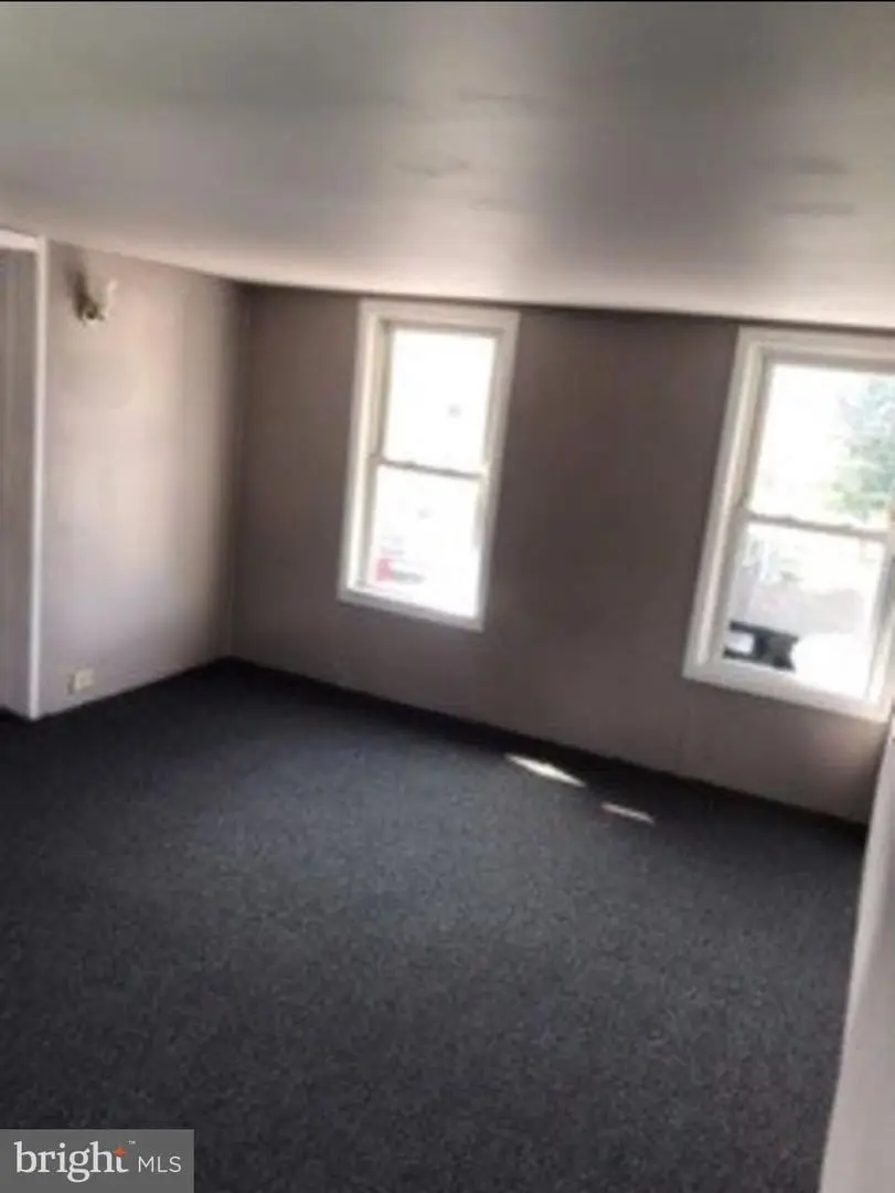 35 Vine St, Tamaqua, PA 18252 - Image #2