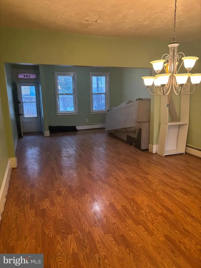 205 S Delaware Ave, Minersville, PA 17954 - Image #3