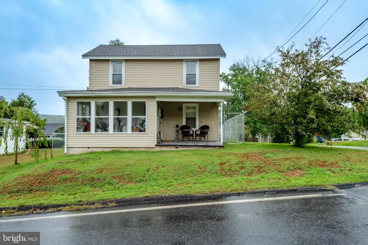 119 N Center St, Ringtown, PA 17967 - #1