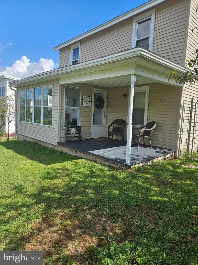 119 N Center St, Ringtown, PA 17967 - #3