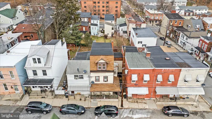 1208 W Norwegian St, Pottsville, PA 17901 - Image #2