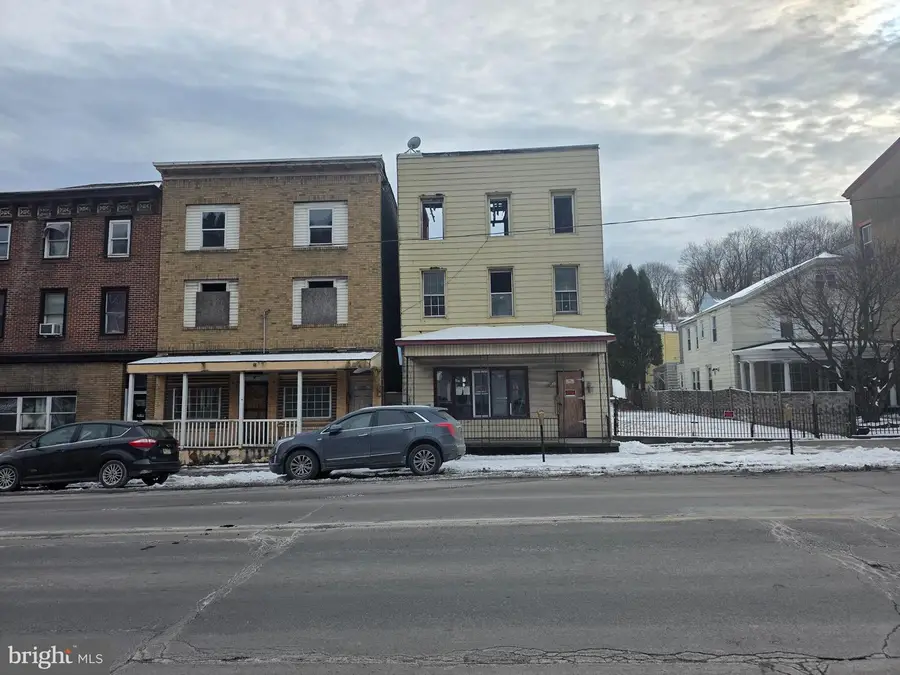 426 Centre St, Ashland, PA 17921 - Image #2