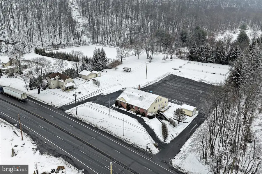 780 Claremont Ave, Tamaqua, PA 18252 - #2