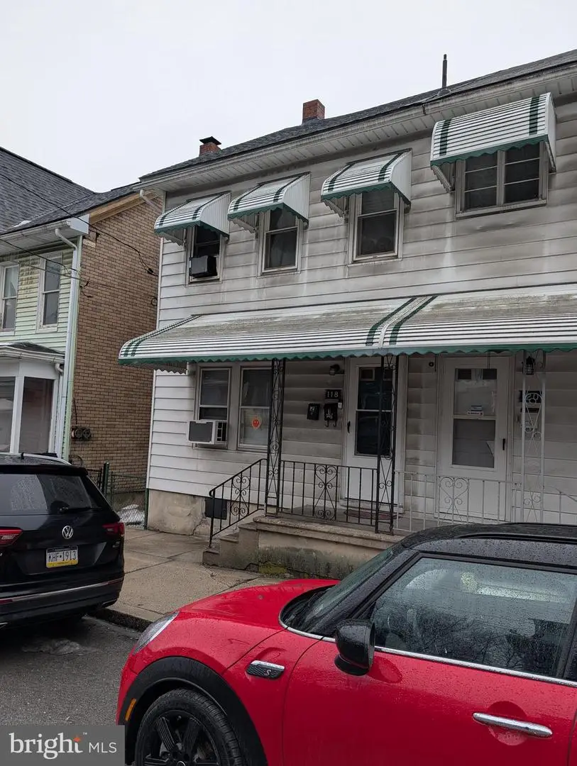 118 Pitt St, Tamaqua, PA 18252 - #1