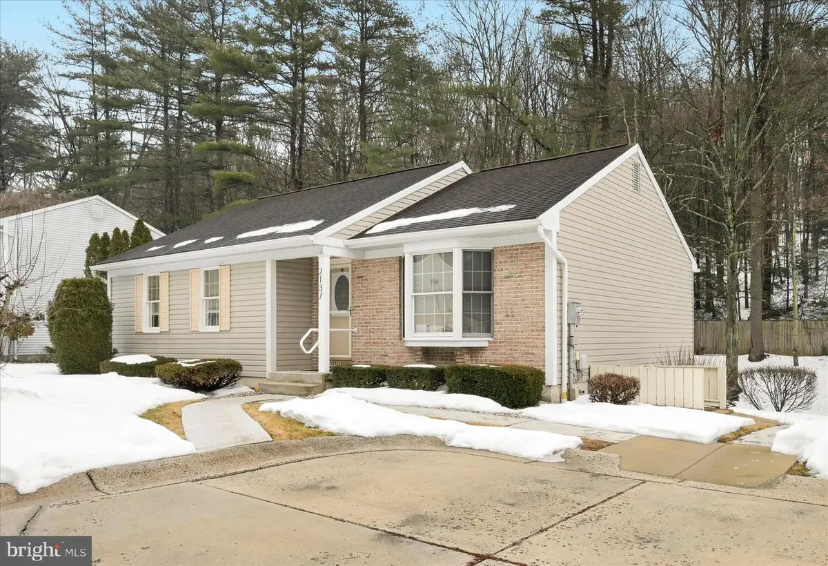 2137 S Woodglen Rd, Pottsville, PA 17901 - #1