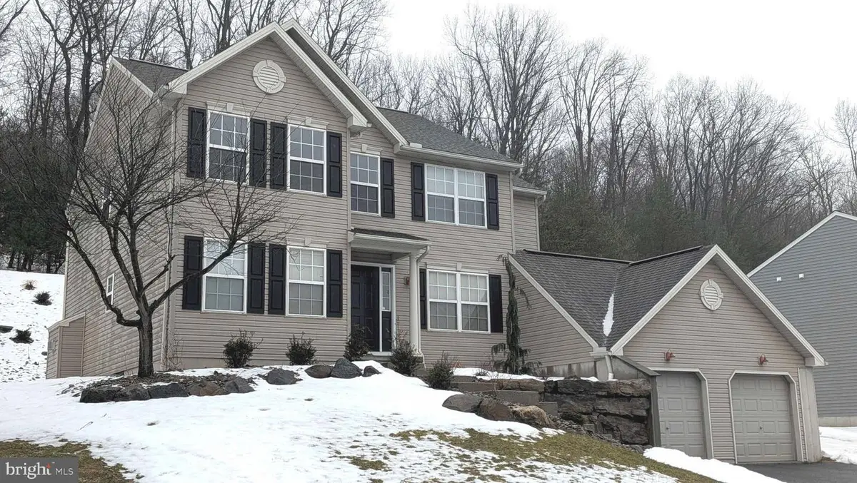 107 Chestnut Ridge Dr, Orwigsburg, PA 17961 - #1