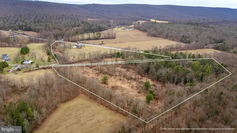 30 Lime Kiln Rd, Andreas, PA 18211 - #2