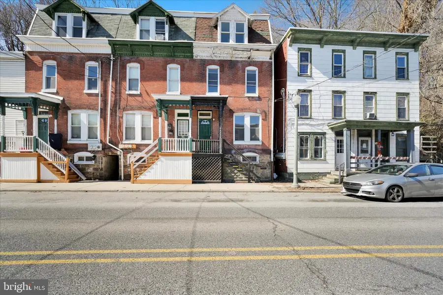 621 N Centre St, Pottsville, PA 17901 - #2