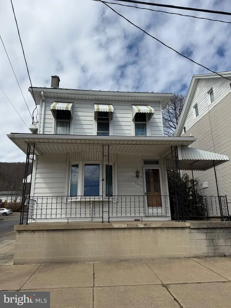 701 E Grand Ave, Tower City, PA 17980 - #1