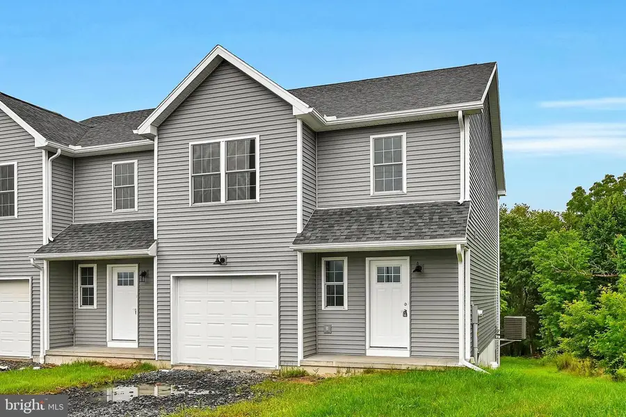 1336 Seneca St, Pottsville, PA 17901 - #2