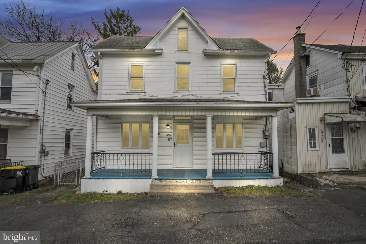 404 Main St, Lavelle, PA 17943 - #1