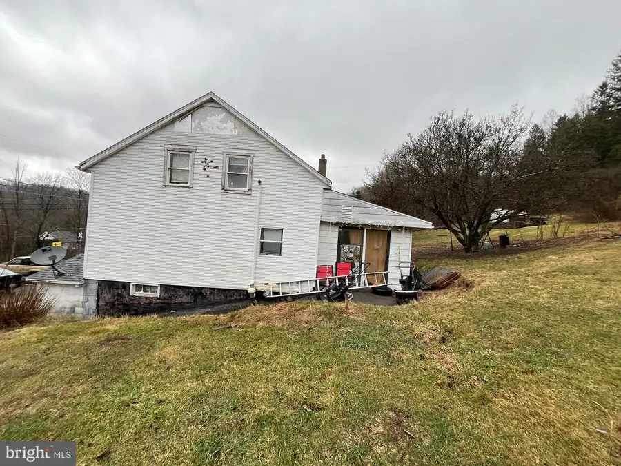 3 Golf Rd, Barnesville, PA 18214 - #2