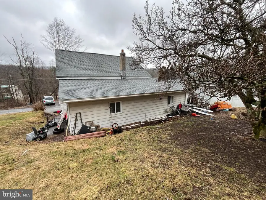 3 Golf Rd, Barnesville, PA 18214 - #3