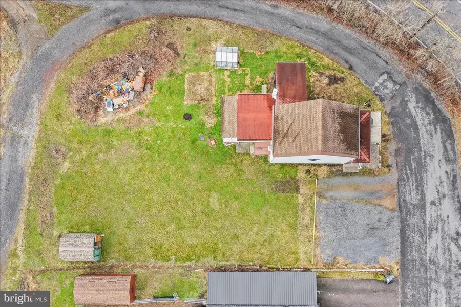 24 S School Row St, Pottsville, PA 17901 - #2