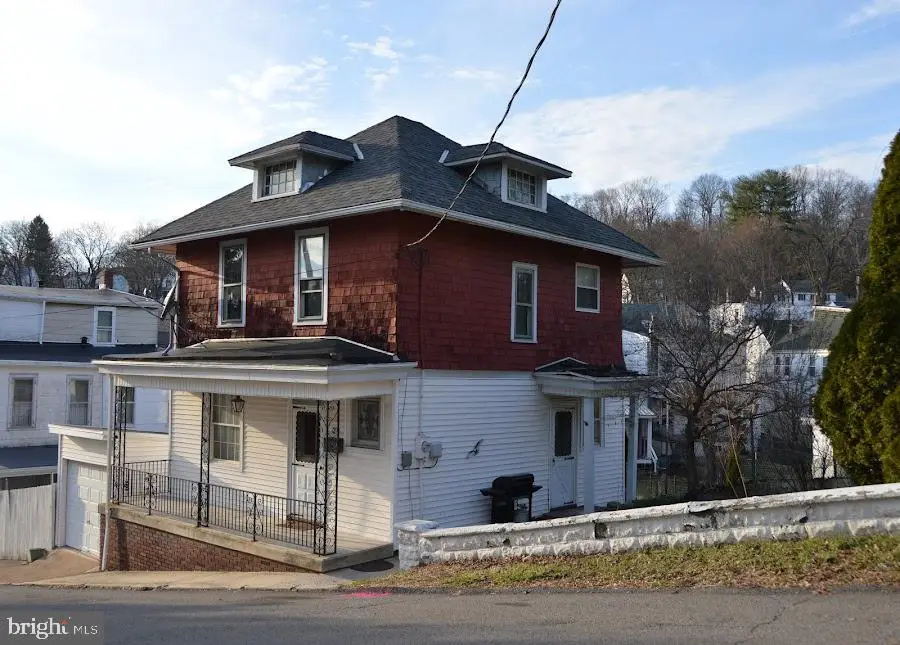 24 North St, Port Carbon, PA 17965 - #2