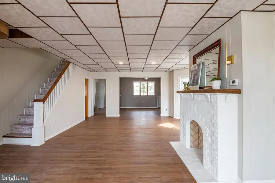 201 Ohio Ave, Shenandoah, PA 17976 - #3