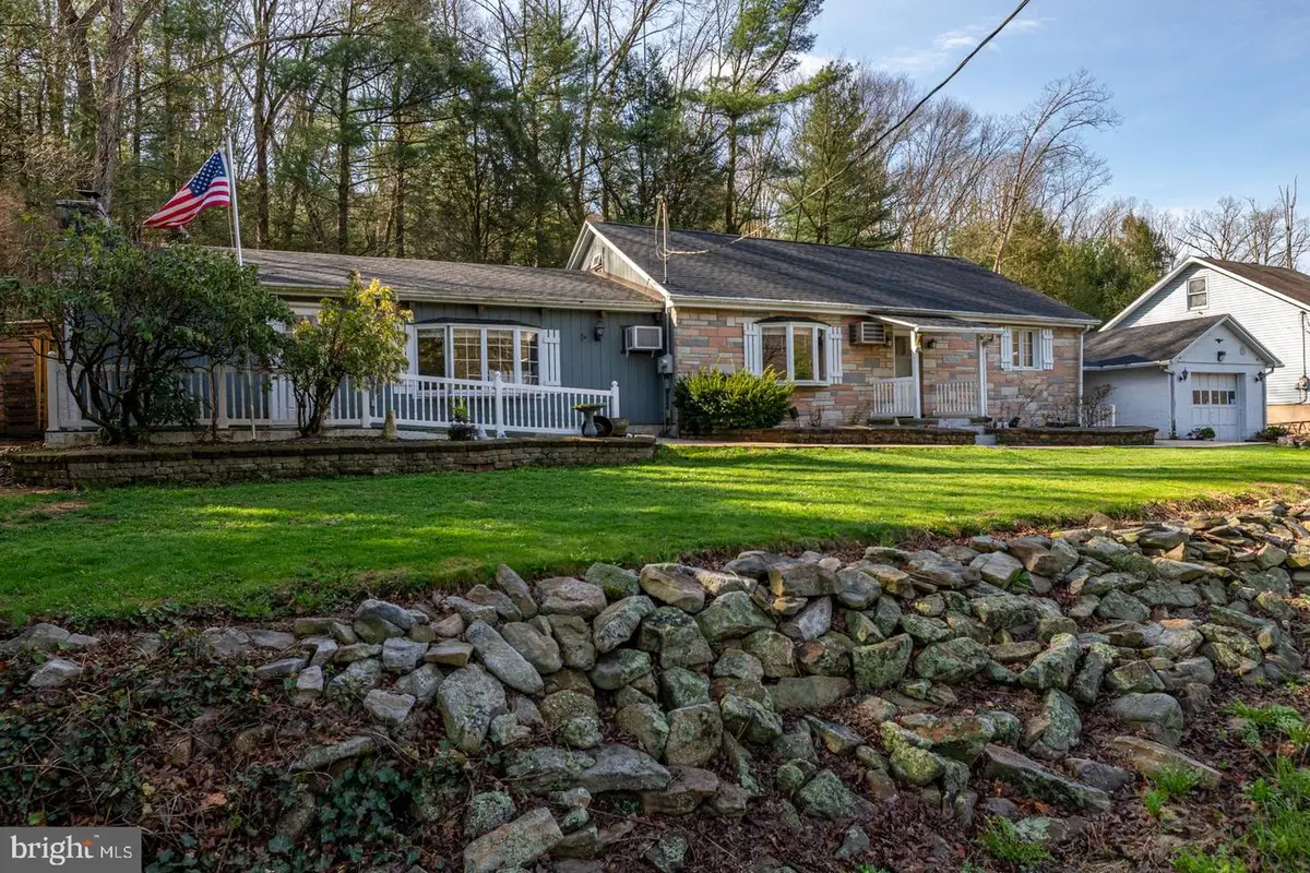 127 Molleystown Rd, Pine Grove, PA 17963 - #1