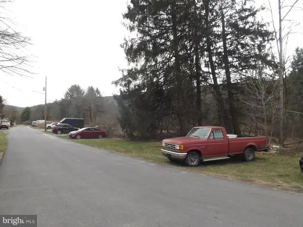 359 Valley St, MARY D, PA 17952