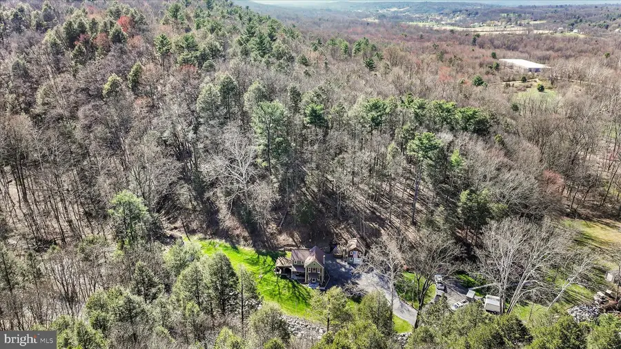 132 Geary Wolfe Rd, Pine Grove, PA 17963 - #3