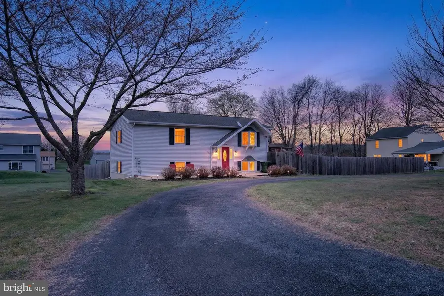 1360 Stag Dr, Auburn, PA 17922 - #2