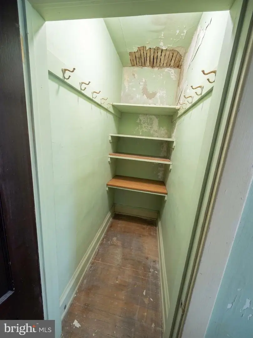 26 & 28 W Market St, Mahanoy City, PA 17948 - #2