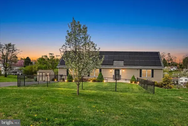 1665 Wampum Dr, AUBURN, PA 17922