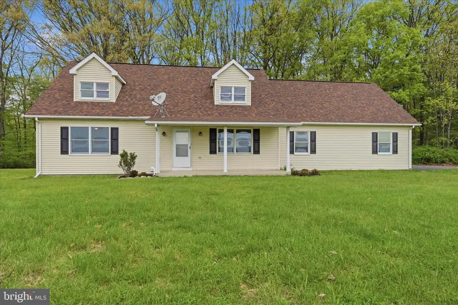 954 Schuylkill Mountain Rd, Schuylkill Haven, PA 17972 - #2