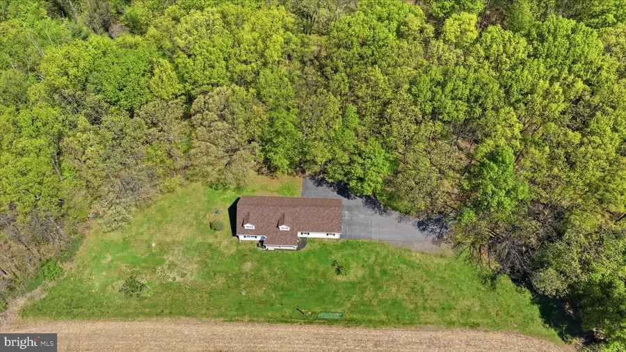 954 Schuylkill Mountain Rd, Schuylkill Haven, PA 17972 - #3