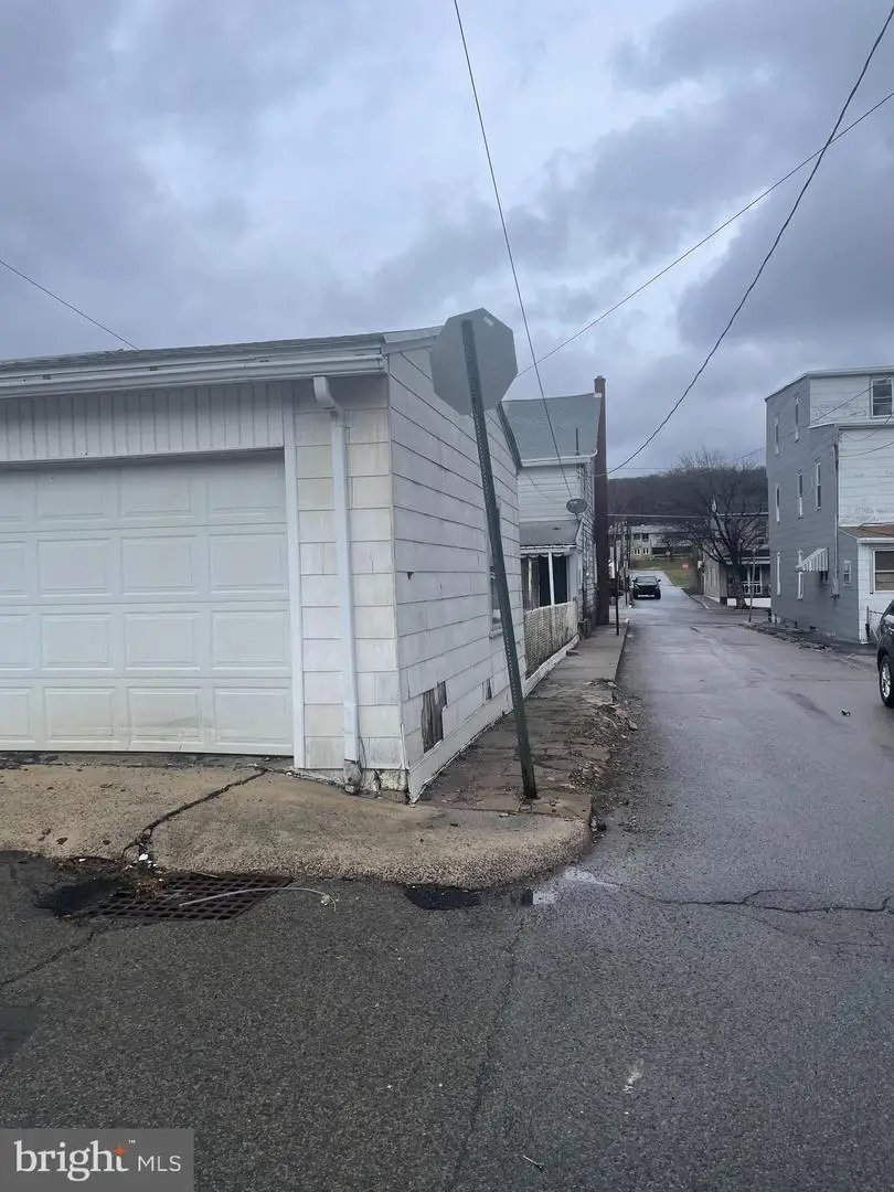 2000 Centre St, Ashland, PA 17921 - #3