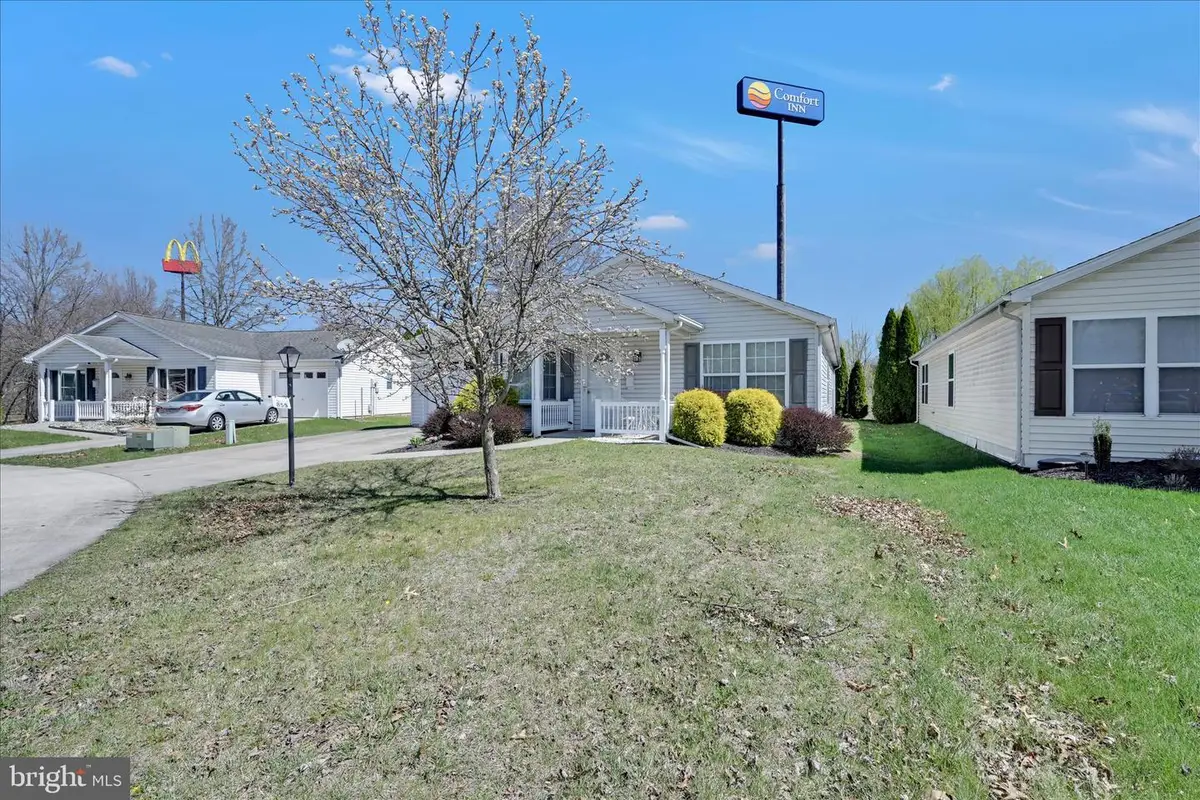 855 Trestle Ct, Pine Grove, PA 17963 - #1