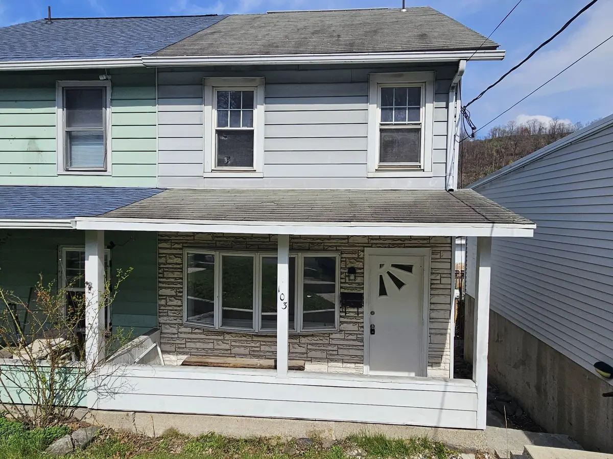 103 W Miner St, Coaldale, PA 18218 - #1