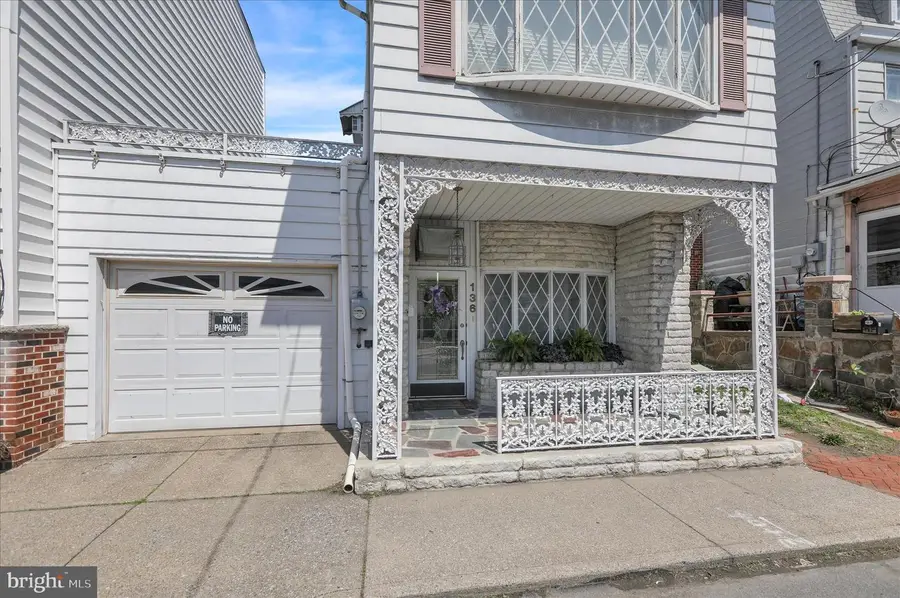 136 N North St, Minersville, PA 17954 - #2