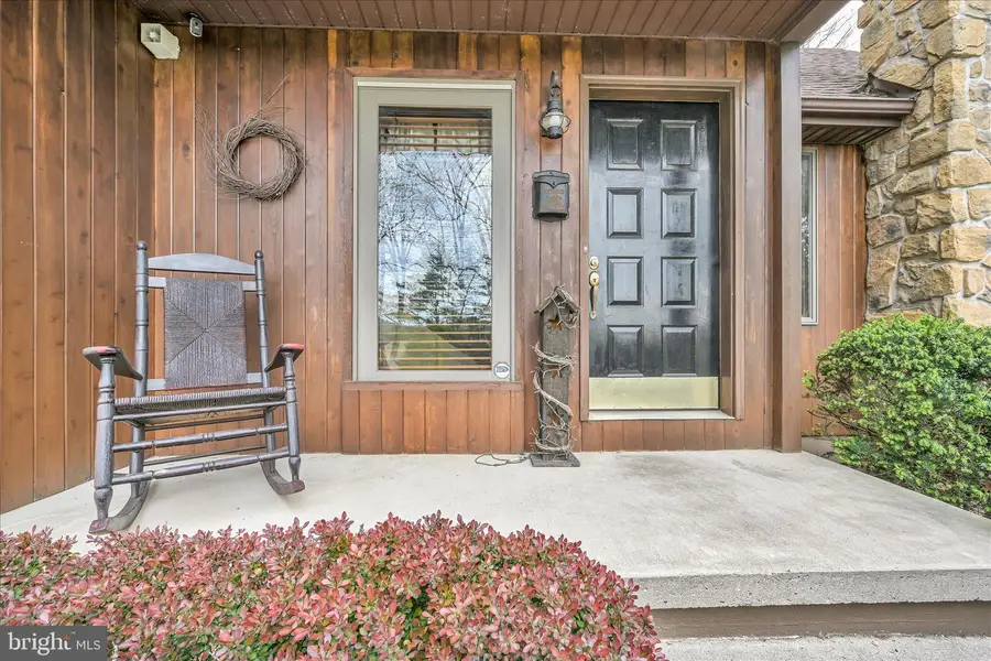 31 Harvey Dr, Pine Grove, PA 17963 - #3