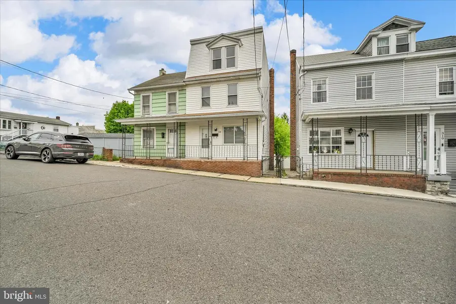 314 Pottsville St, Minersville, PA 17954 - #2