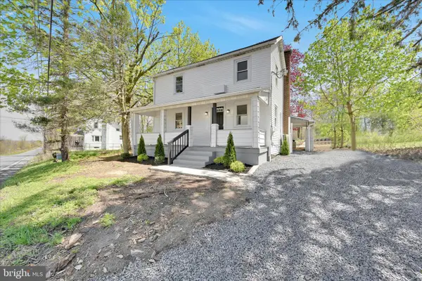 9 2nd St, TREMONT, PA 17981