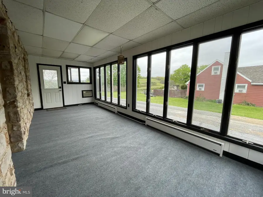 71 W Second Mountain Rd, Pottsville, PA 17901 - #3