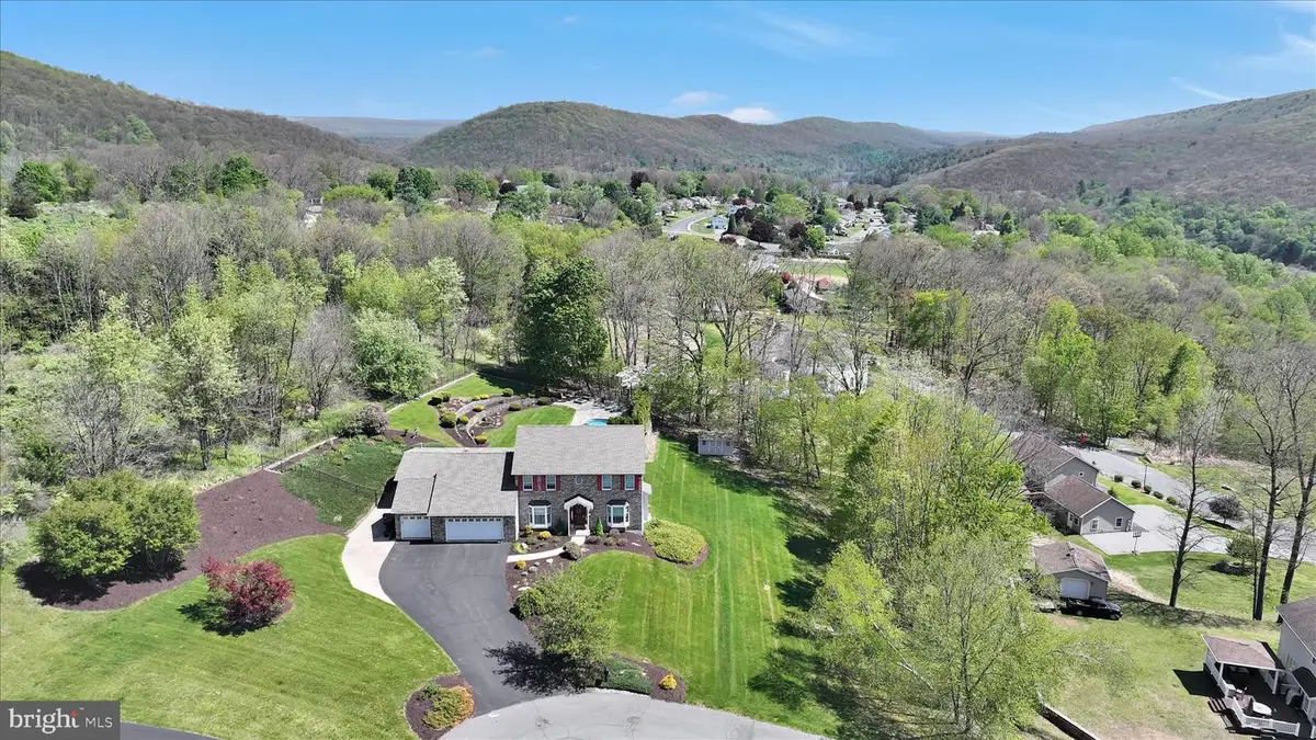 404 Concord Grn, Pottsville, PA 17901 - #1