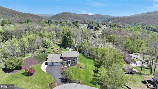 404 Concord Grn, POTTSVILLE, PA 17901