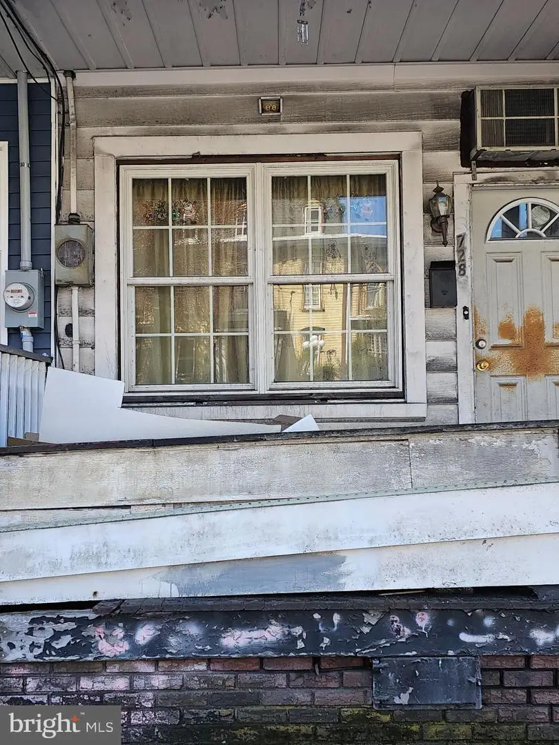 728 E Centre St, Mahanoy City, PA 17948 - #2